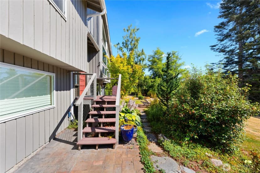 Property photo for 13650 Harbor Lane, Anacortes photo 4