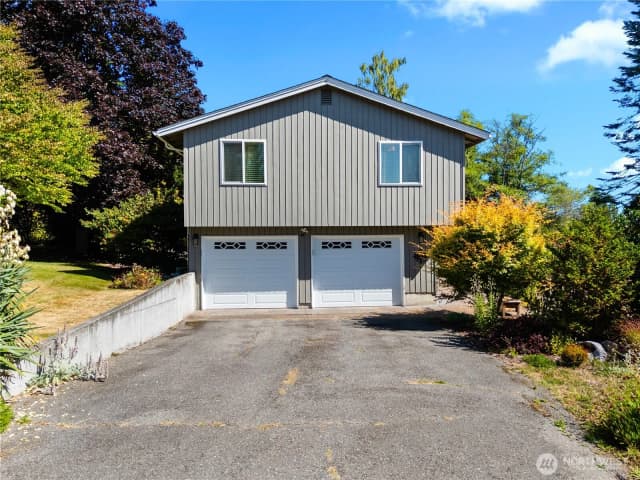 Property photo for 13650 Harbor Lane, Anacortes photo 3
