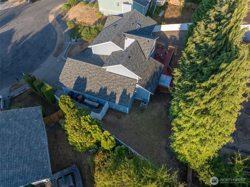 Property photo for 3820 N Commencement Bay Drive, Tacoma photo 23