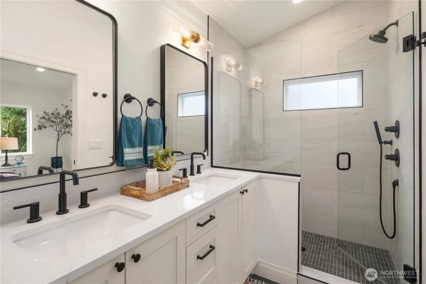 Property photo for 6707 117th Avenue Ne, Kirkland photo 15