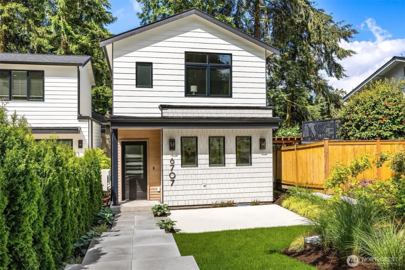 Property photo for 6707 117th Avenue Ne, Kirkland photo 2