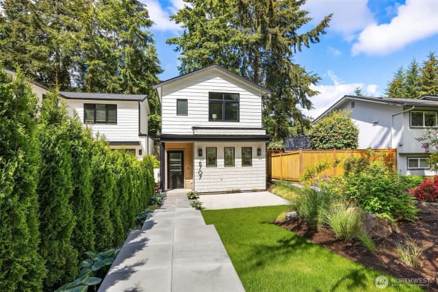 Property photo for 6707 117th Avenue Ne, Kirkland