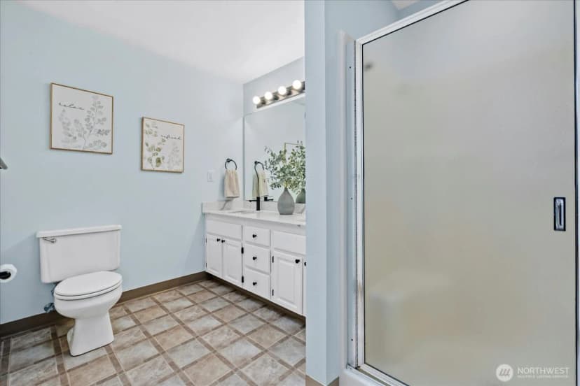 Property photo for 11210 Se 219th Place, Kent photo 21
