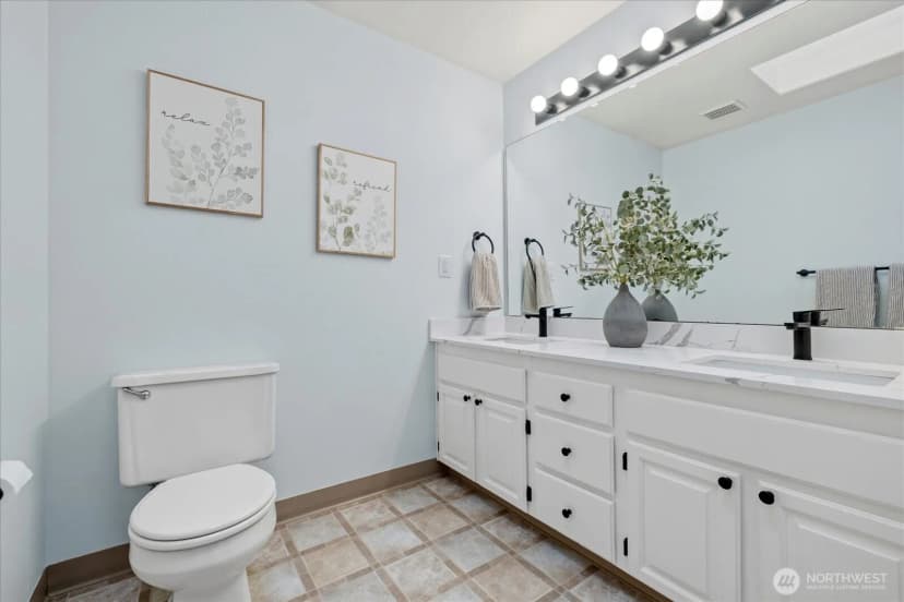 Property photo for 11210 Se 219th Place, Kent photo 22