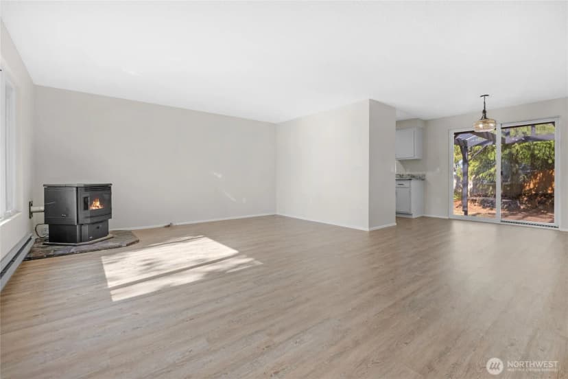 Property photo for 6925 19 Drive Ne, Tulalip photo 3