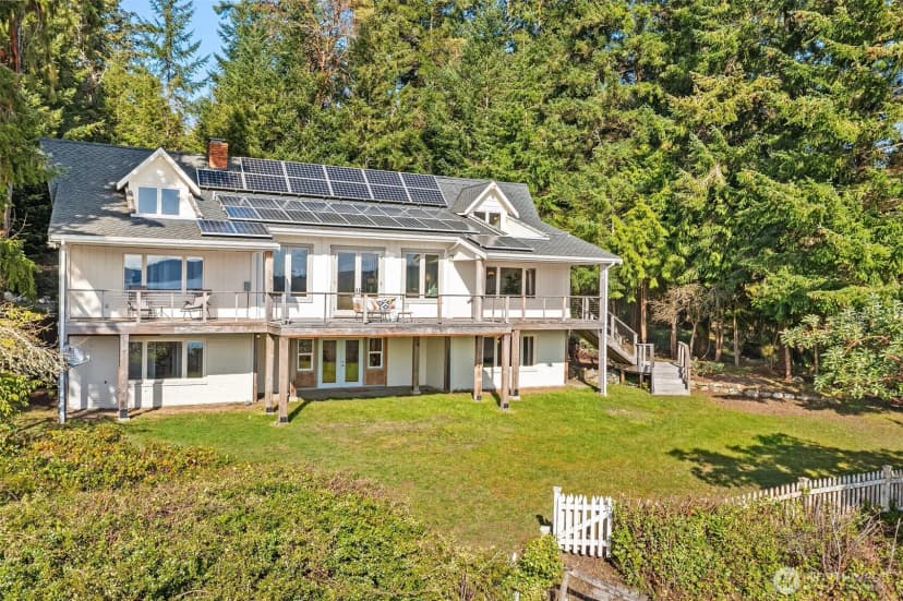Property photo for 9423 Sw Bayview Drive, Vashon photo 3