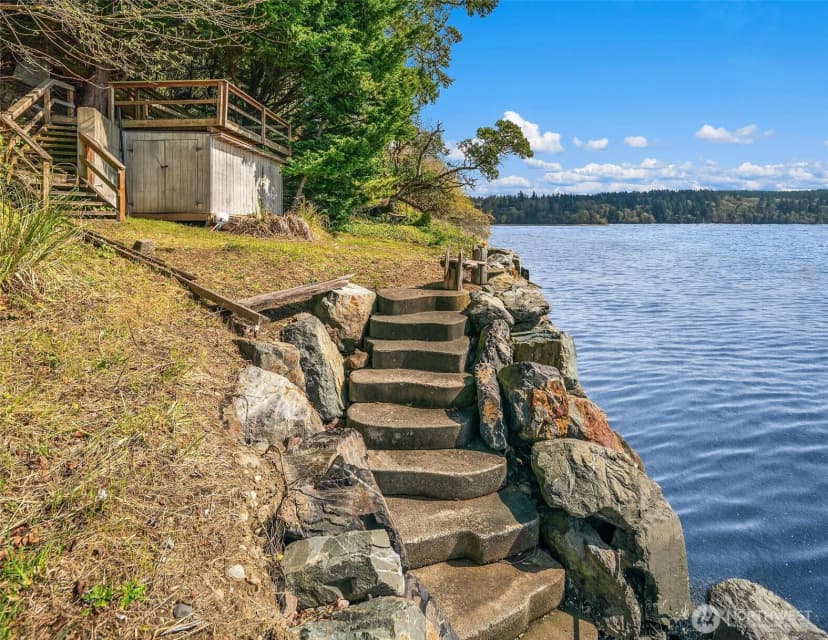 Property photo for 9423 Sw Bayview Drive, Vashon photo 7