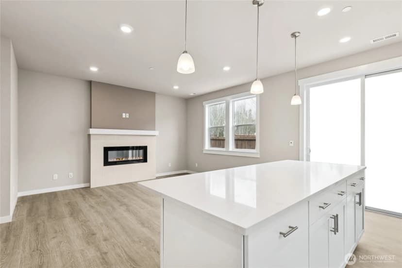 Property photo for 10422 135th Avenue Ne #50, Kirkland photo 10