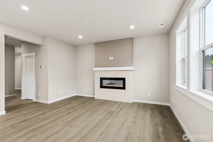 Property photo for 10422 135th Avenue Ne #50, Kirkland photo 9