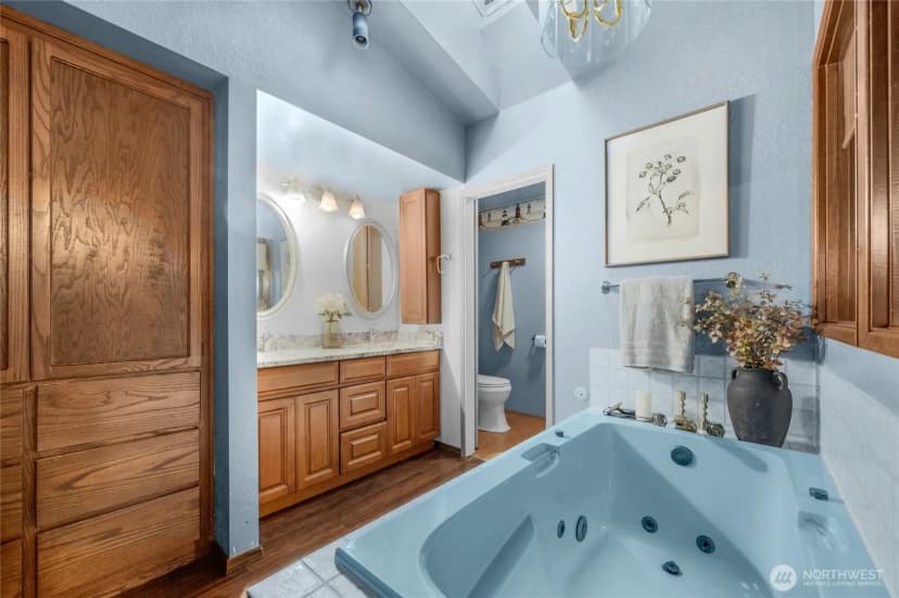 Property photo for 18820 W 51st Place, Lynnwood photo 16