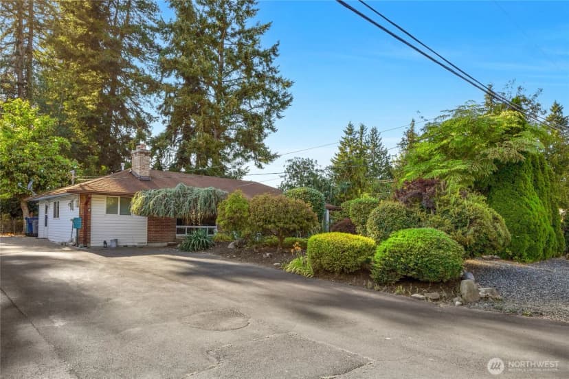 Property photo for 18820 W 51st Place, Lynnwood photo 32