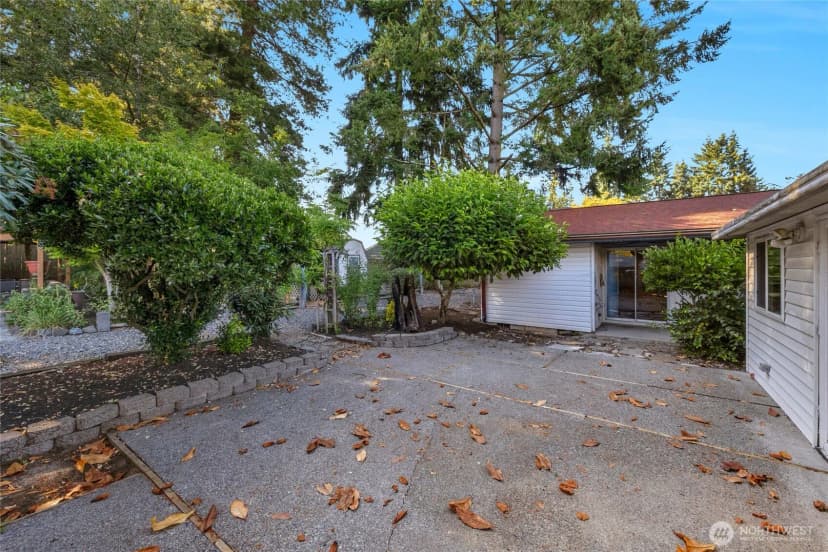 Property photo for 18820 W 51st Place, Lynnwood photo 29