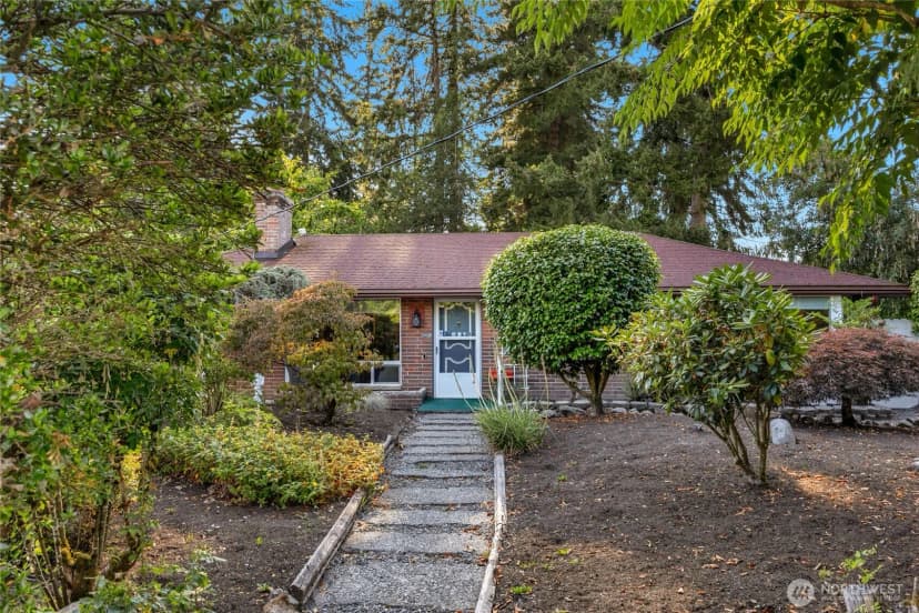 Property photo for 18820 W 51st Place, Lynnwood