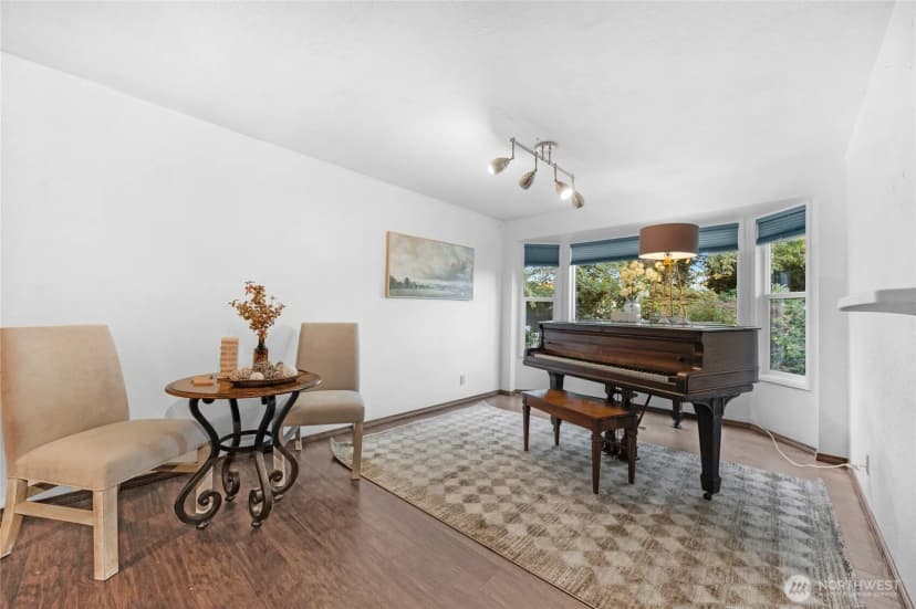Property photo for 18820 W 51st Place, Lynnwood photo 13