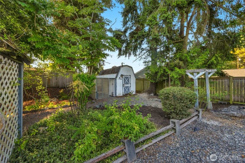 Property photo for 18820 W 51st Place, Lynnwood photo 33