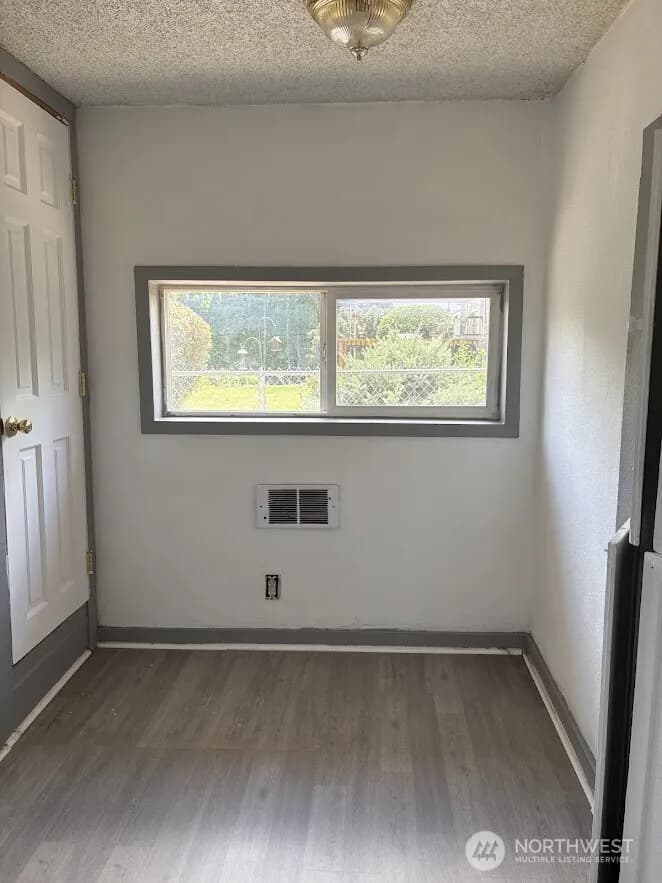 Property photo for 225 N Emerson Avenue, Wenatchee photo 7