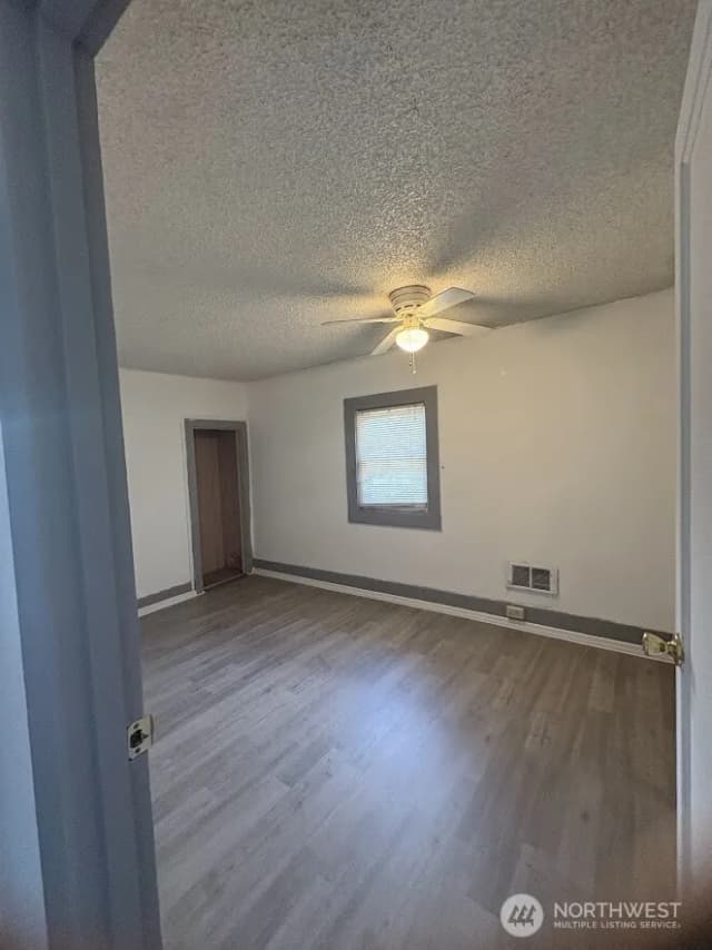 Property photo for 225 N Emerson Avenue, Wenatchee photo 4