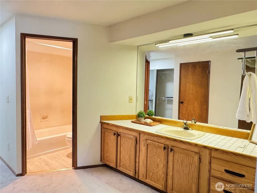 Property photo for 16718 Se 40th Place, Bellevue photo 21