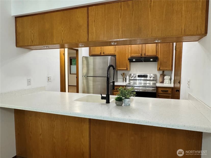 Property photo for 16718 Se 40th Place, Bellevue photo 12