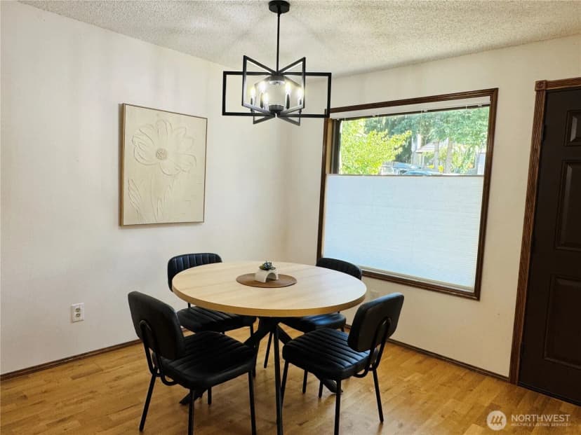 Property photo for 16718 Se 40th Place, Bellevue photo 8