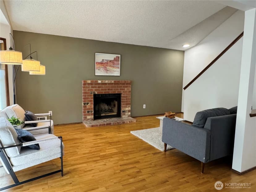Property photo for 16718 Se 40th Place, Bellevue photo 3