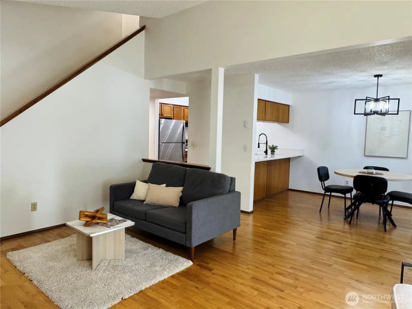 Property photo for 16718 Se 40th Place, Bellevue photo 5