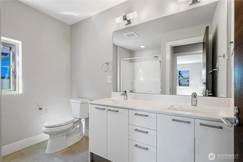 Property photo for 27015 122nd Place Se, Kent photo 17