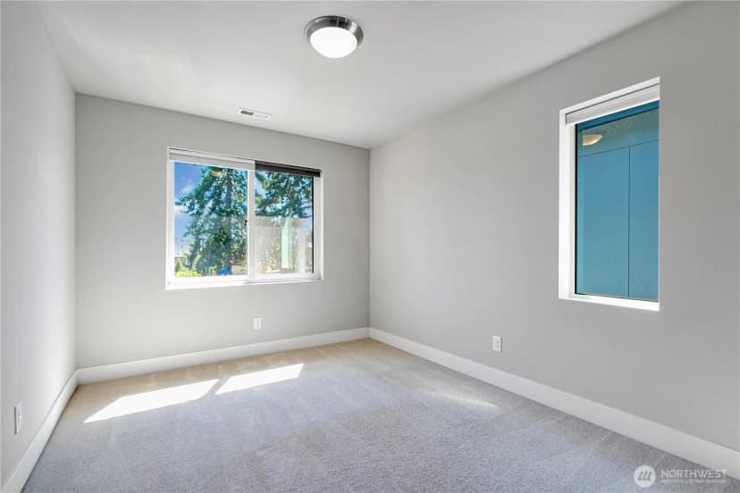 Property photo for 27015 122nd Place Se, Kent photo 18