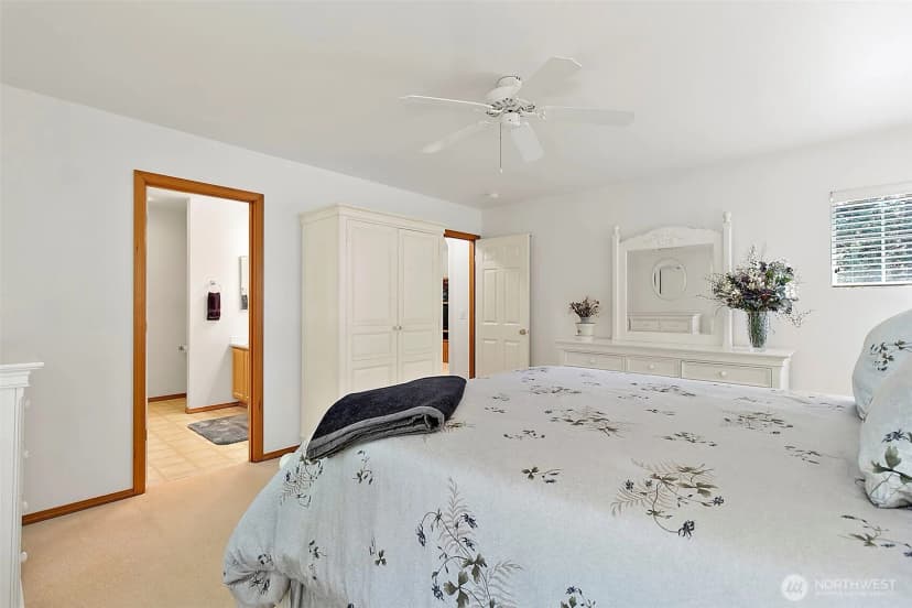 Property photo for 23020 Se 241st Place, Maple Valley photo 15