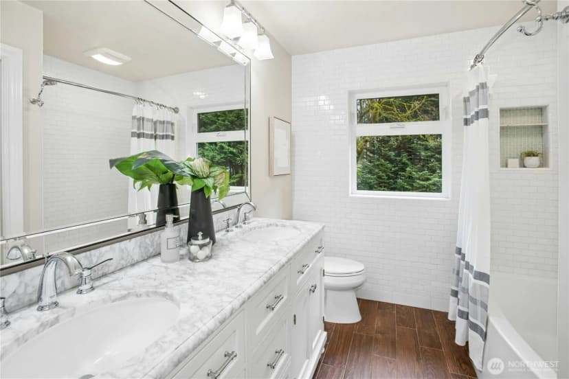 Property photo for 25432 Se 28th Street, Sammamish photo 23