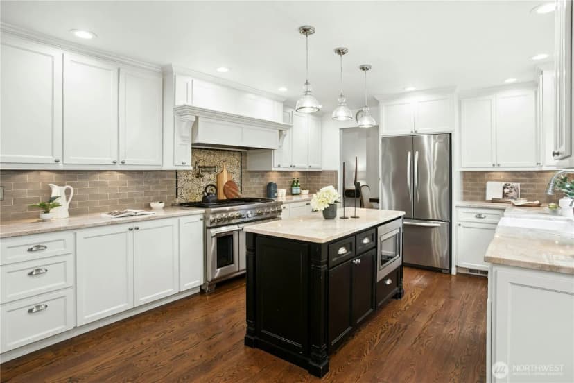 Property photo for 25432 Se 28th Street, Sammamish photo 9