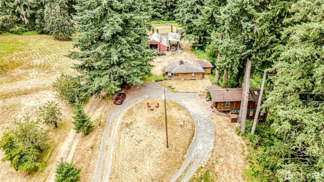 Property photo for 18612 51st Avenue Se, Bothell photo 2