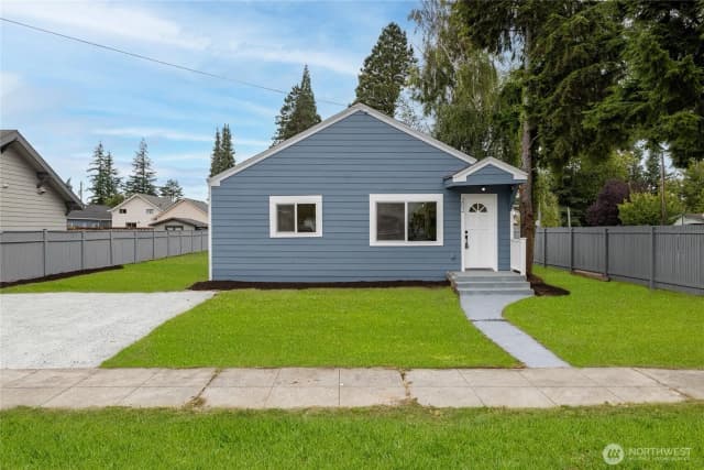 Property photo for 202 Reed St, Sedro Woolley photo 2