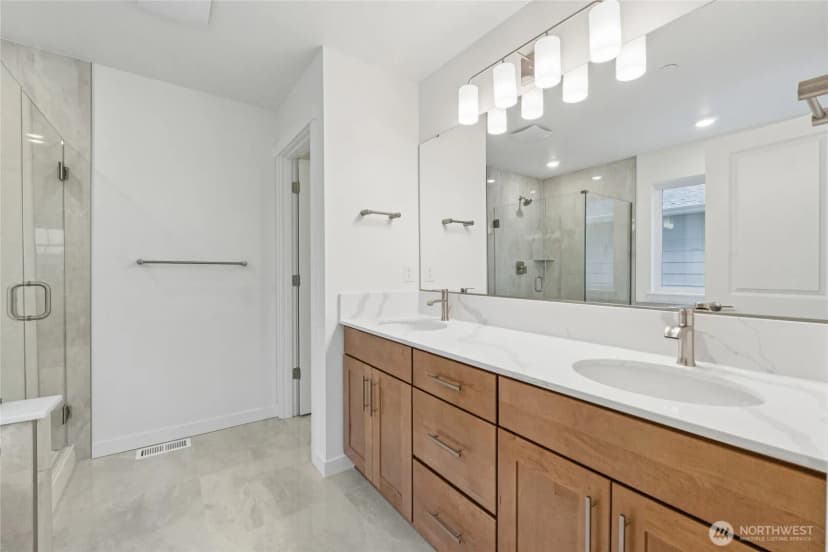 Property photo for 24237 13th Avenue Se #25, Bothell photo 10