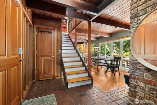 Property photo for 25832 Se 152 Street, Issaquah photo 3