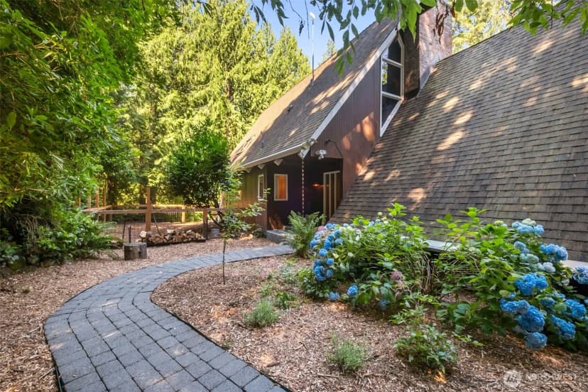 Property photo for 25832 Se 152 Street, Issaquah photo 2