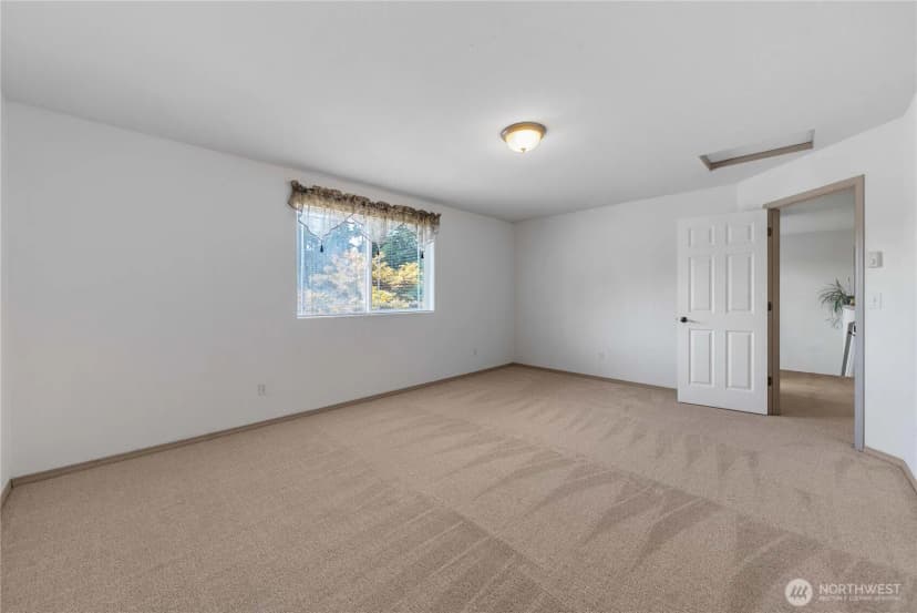Property photo for 11925 Mayfair Avenue Sw, Port Orchard photo 16