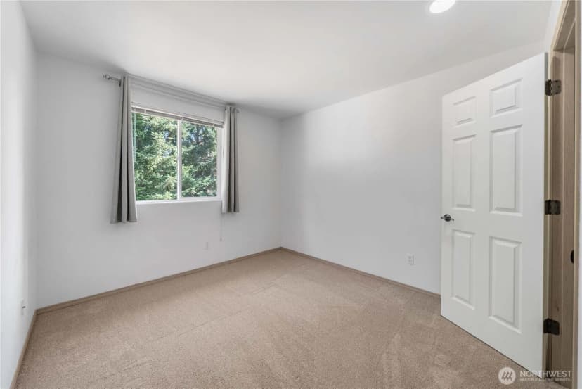 Property photo for 11925 Mayfair Avenue Sw, Port Orchard photo 18