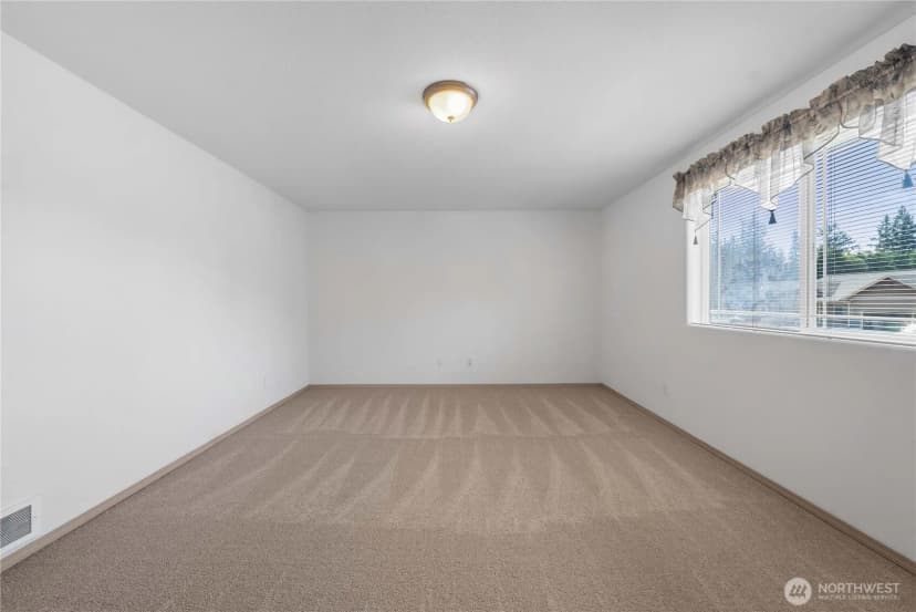Property photo for 11925 Mayfair Avenue Sw, Port Orchard photo 15