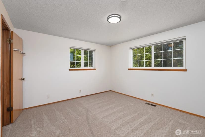 Property photo for 7517 86th Street E, Puyallup photo 15