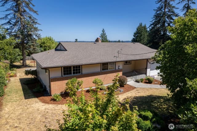Property photo for 7517 86th Street E, Puyallup photo 2