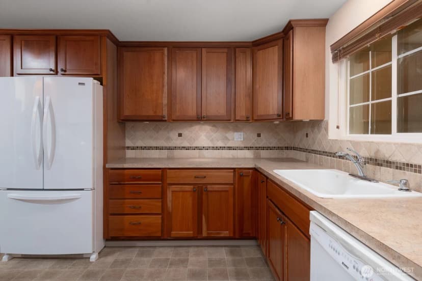 Property photo for 7517 86th Street E, Puyallup photo 9