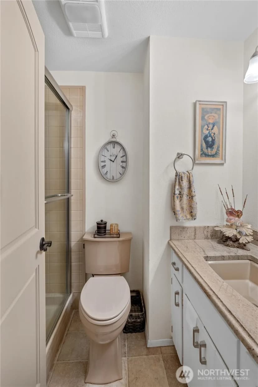 Property photo for 9423 104th Street Sw, Lakewood photo 15
