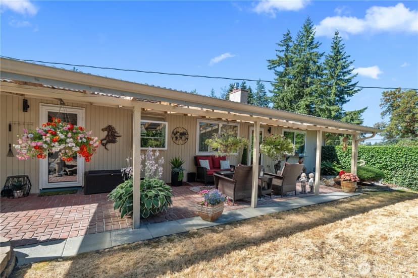 Property photo for 9423 104th Street Sw, Lakewood photo 23