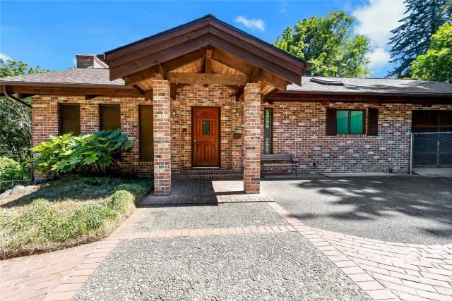 Property photo for 8724 Danforth Street Nw, Gig Harbor