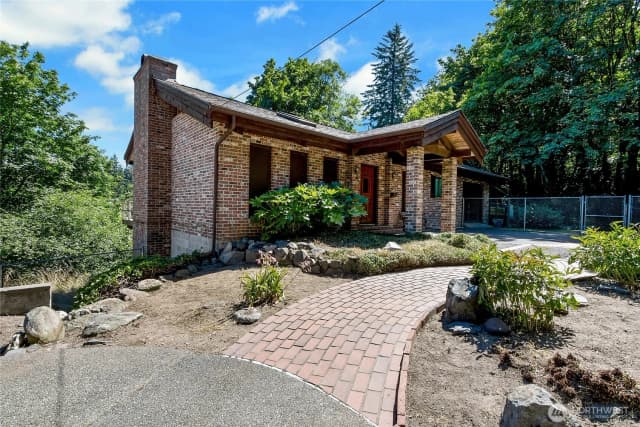 Property photo for 8724 Danforth Street Nw, Gig Harbor photo 3