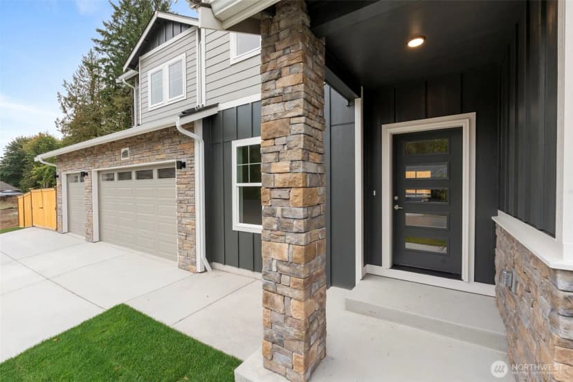 Property photo for 6823 Kyodi Court Se, Tumwater photo 2