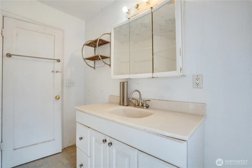 Property photo for 3120 S 17th Street, Tacoma photo 11