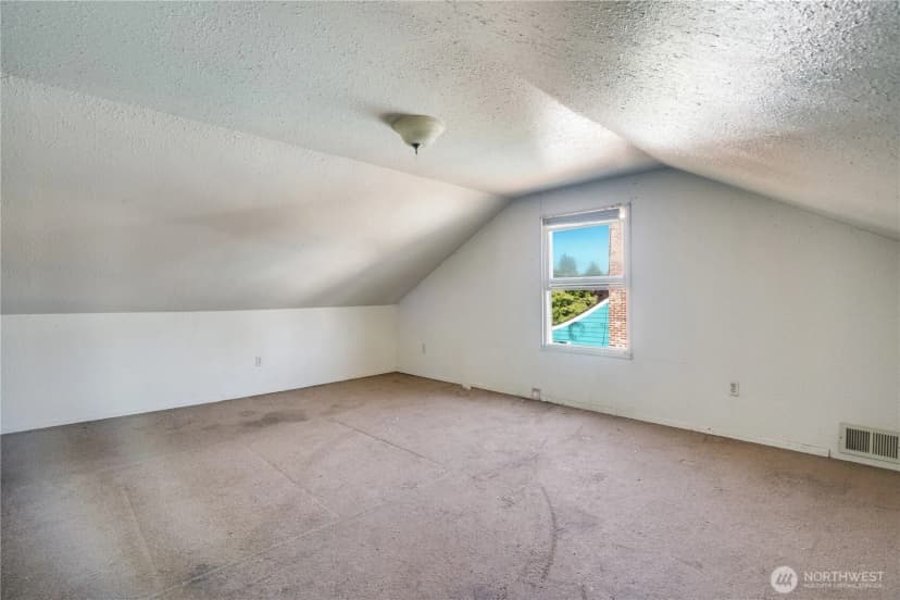 Property photo for 3120 S 17th Street, Tacoma photo 16