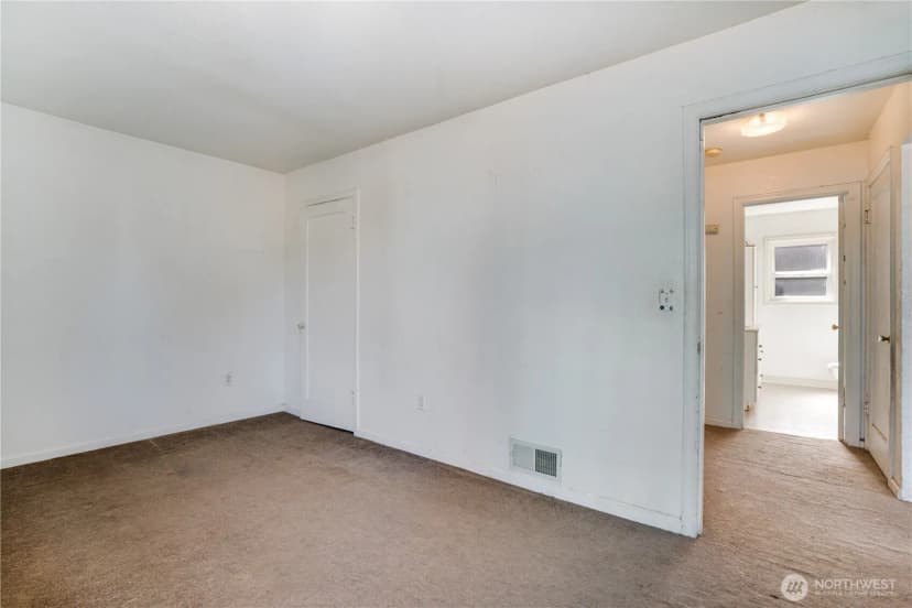 Property photo for 3120 S 17th Street, Tacoma photo 8